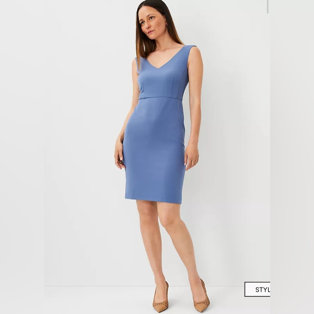 NWT Ann Taylor Women’s The Open V-Neck Sheath Dress in Precious Sapphire Size 6